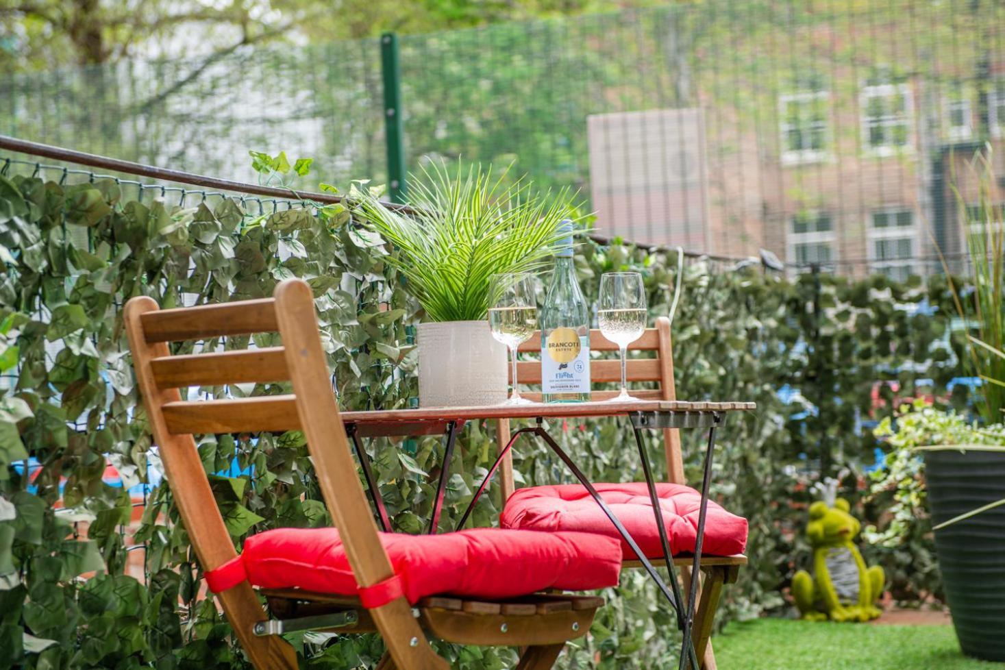 Chic 1-bed Hideaway In Hockley Nottingham